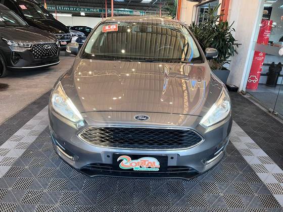 FORD FOCUS 1.6 SE 16V FLEX 4P MANUAL FORD FOCUS 1.6 SE 16V FLEX 4P MANUAL